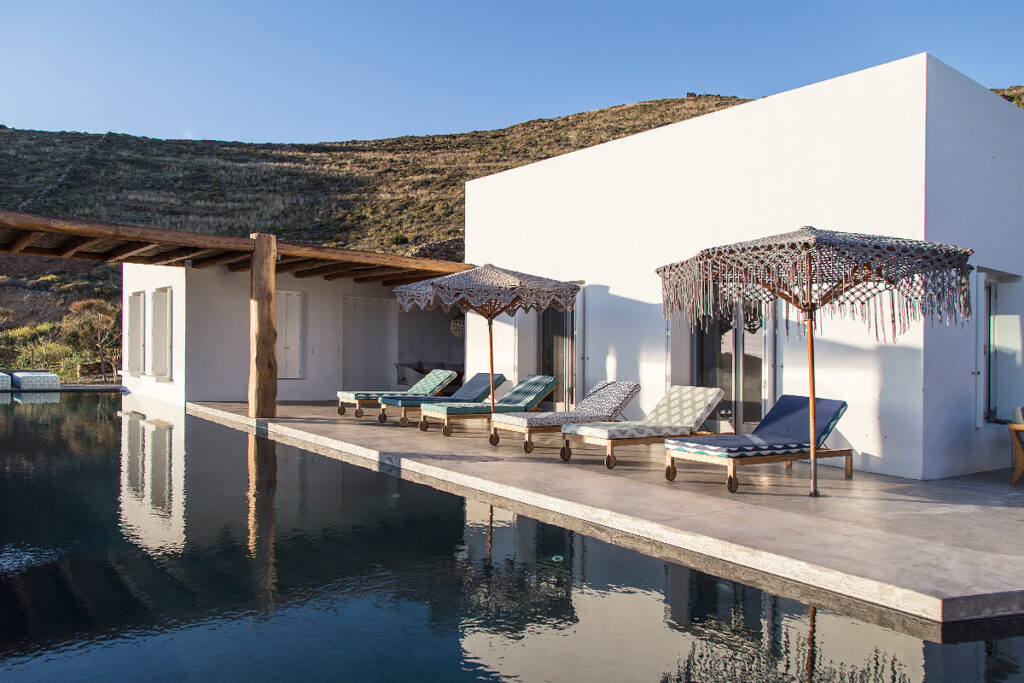 Insights Greece - Step Inside an Alluring Luxury Villa in Syros