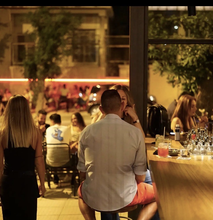 Insights Greece - Grasshoppers: a hot new entry to Athens bar scene 
